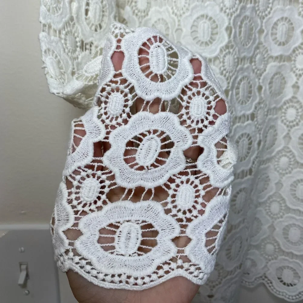 J. McLaughlin Loni Floral Eyelet Crochet Long Sleeve Blouse White Sz XS - Picture 6 of 11